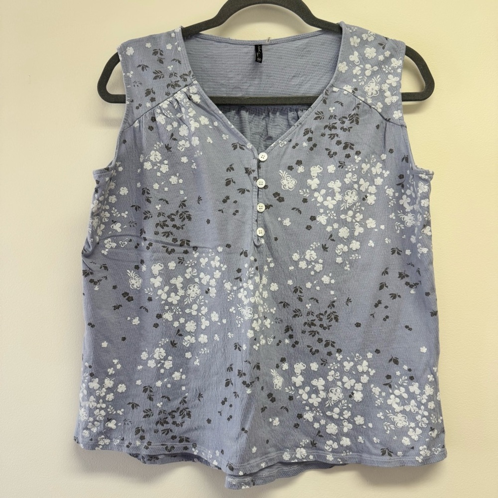 North River Periwinkle Floral V-Neck Button-Front Camisole EUC Size M
